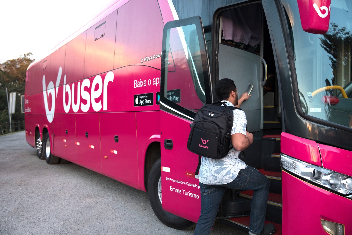Buser telefone - WhatsApp, contatos, 0800 e alternativas