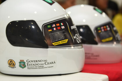 capacete ceará